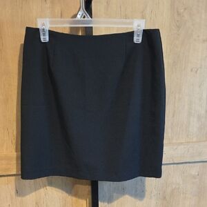 (J56) Alyn Paige Classic Black Mini Skirt Sz 9/10